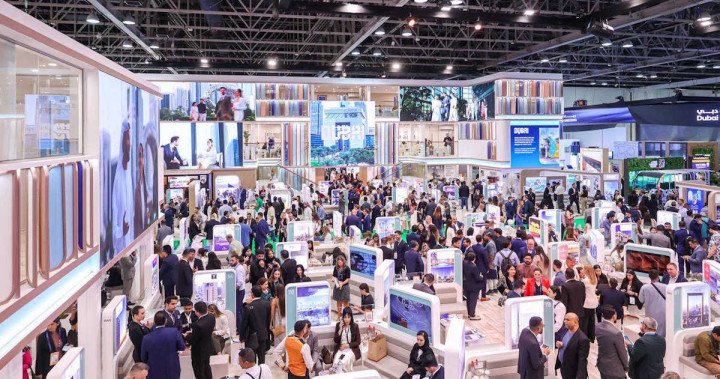اختتام فعاليات معرض سوق السفر العربي 2025 بحضور أكثر من 55,000 زائر وتسجيل نمو سنوي بنسبة 16% عن دورة العام الماضي