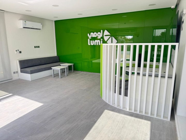 دعماً لاحتياجات النقل المتنامية في المملكة  لومي تُطلق أول فرع لخدمات تأجير الحافلات لقطاع الأعمال في تبوك
